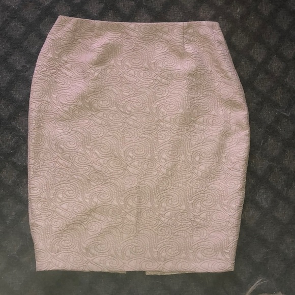 Maggy London Two Piece Suit - Picture 7 of 8